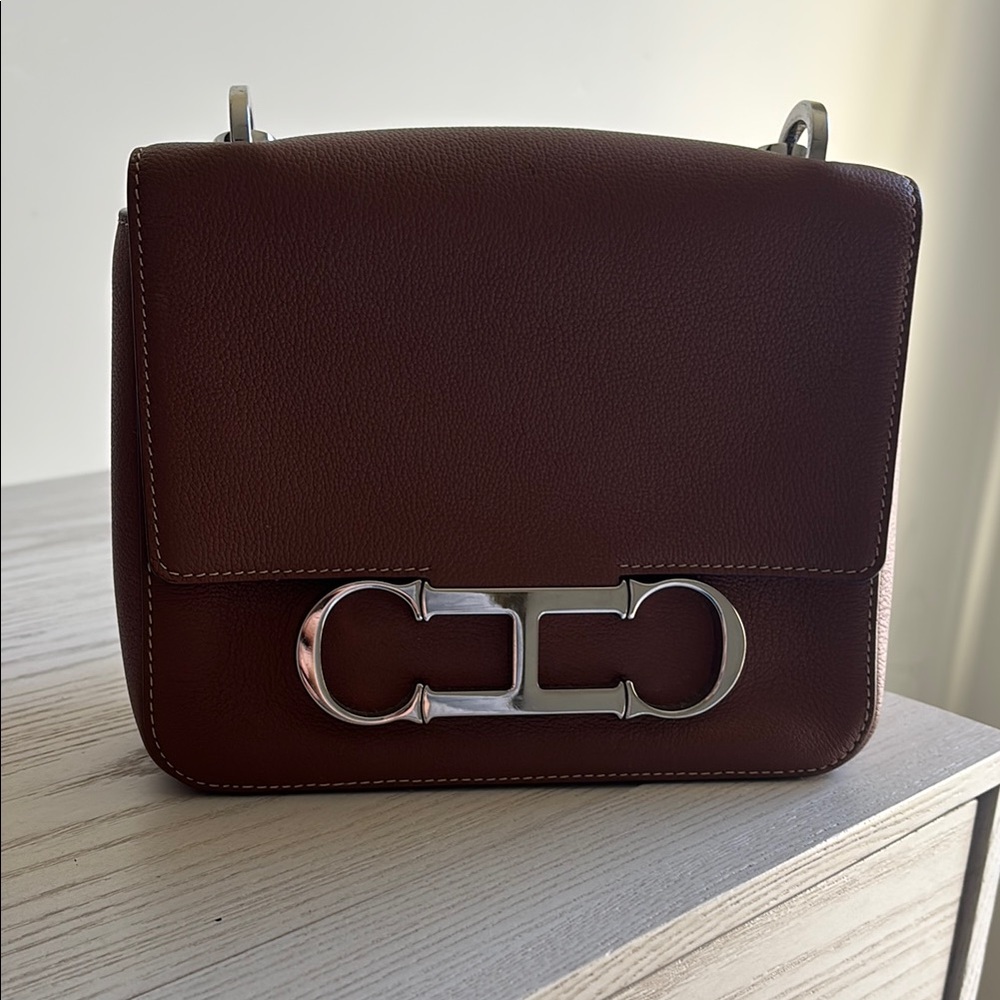 Elegant Brown Leather Shoulder Bag